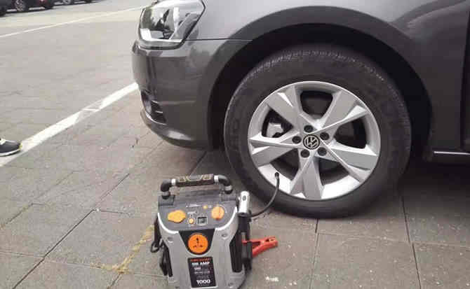 黄冈汽车搭电案例